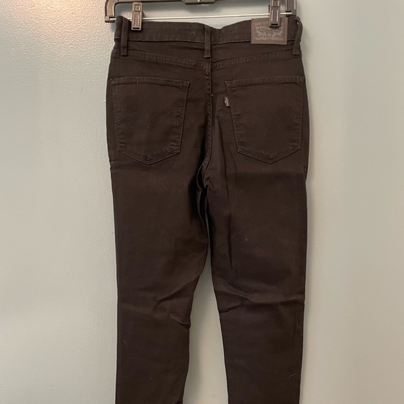 Black Levi’s Skinny Jeans - Picture 3 of 5